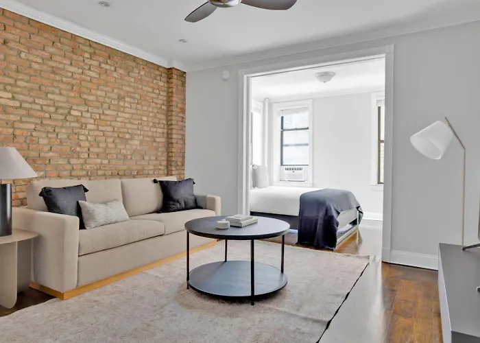 Hip W Village 1Br W Wd Nr 1 Train Nyc-853